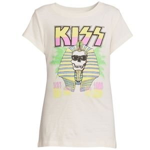 Girls Kiss tshirt small (6/6x)